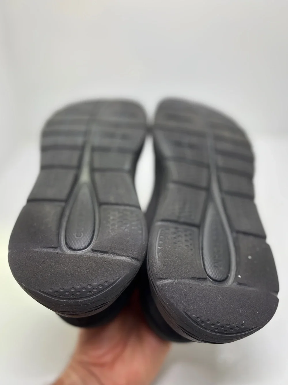 Adidas Runfalcon 5 Running Shoes Black White Men’s Size 9 Athletic Sneakers EUC